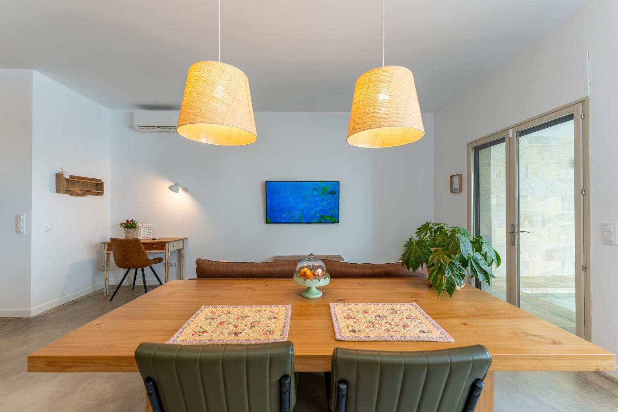Appartamento Loft Con Piscina Climatizada De Agua Salada Y Parking En El Centro De Figueres Figueres  Esterno foto