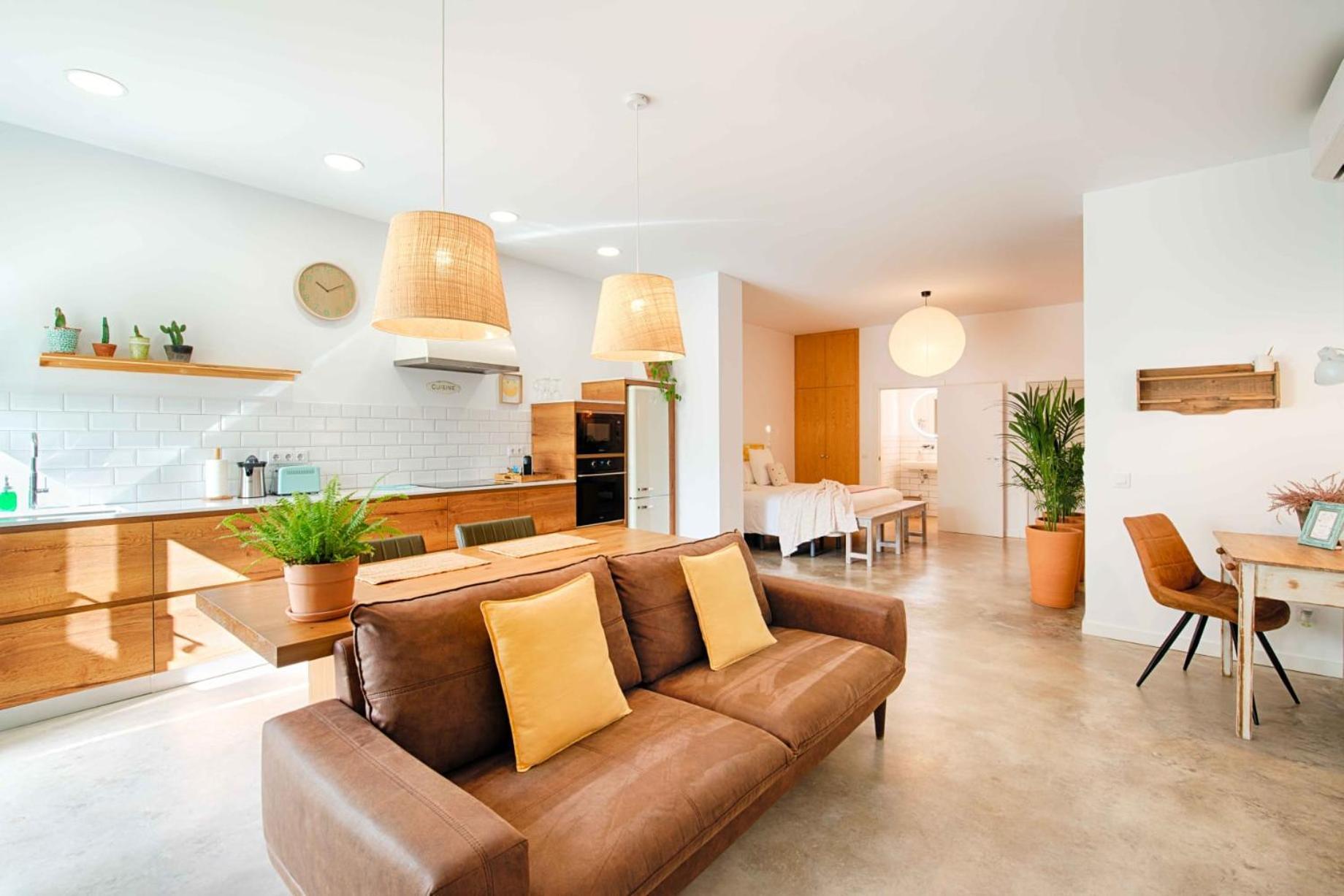 Appartamento Loft Con Piscina Climatizada De Agua Salada Y Parking En El Centro De Figueres Figueres  Esterno foto