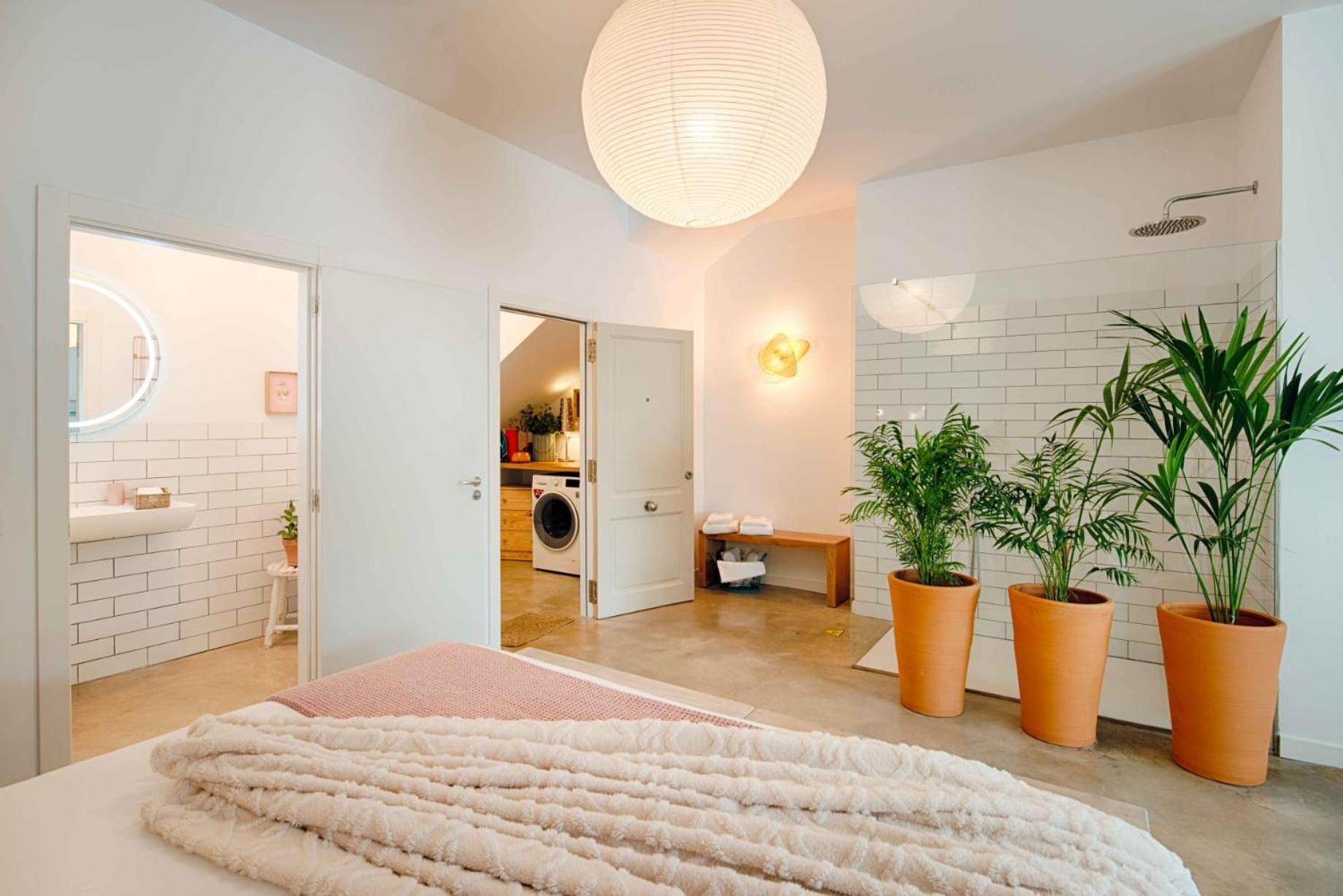 Appartamento Loft Con Piscina Climatizada De Agua Salada Y Parking En El Centro De Figueres Figueres  Esterno foto